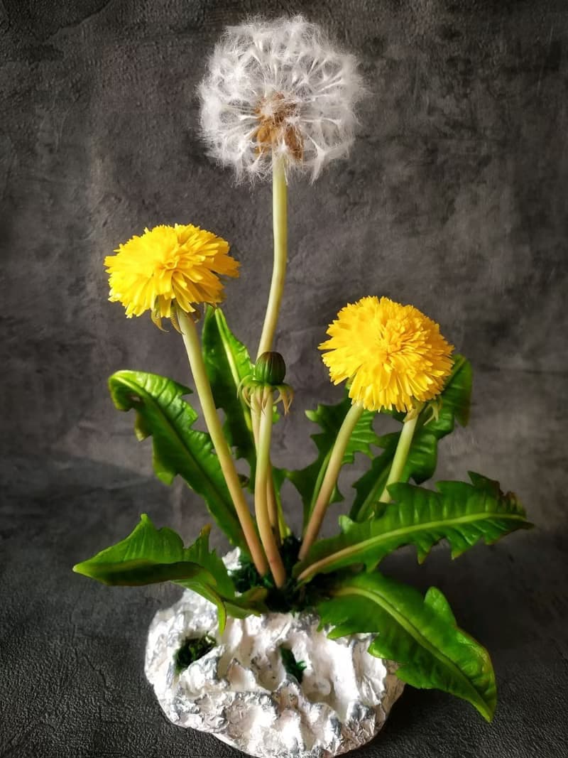 Dandelion flowers Cold Porcelain/clay. Ceramic bouquet. Botanical sculpt