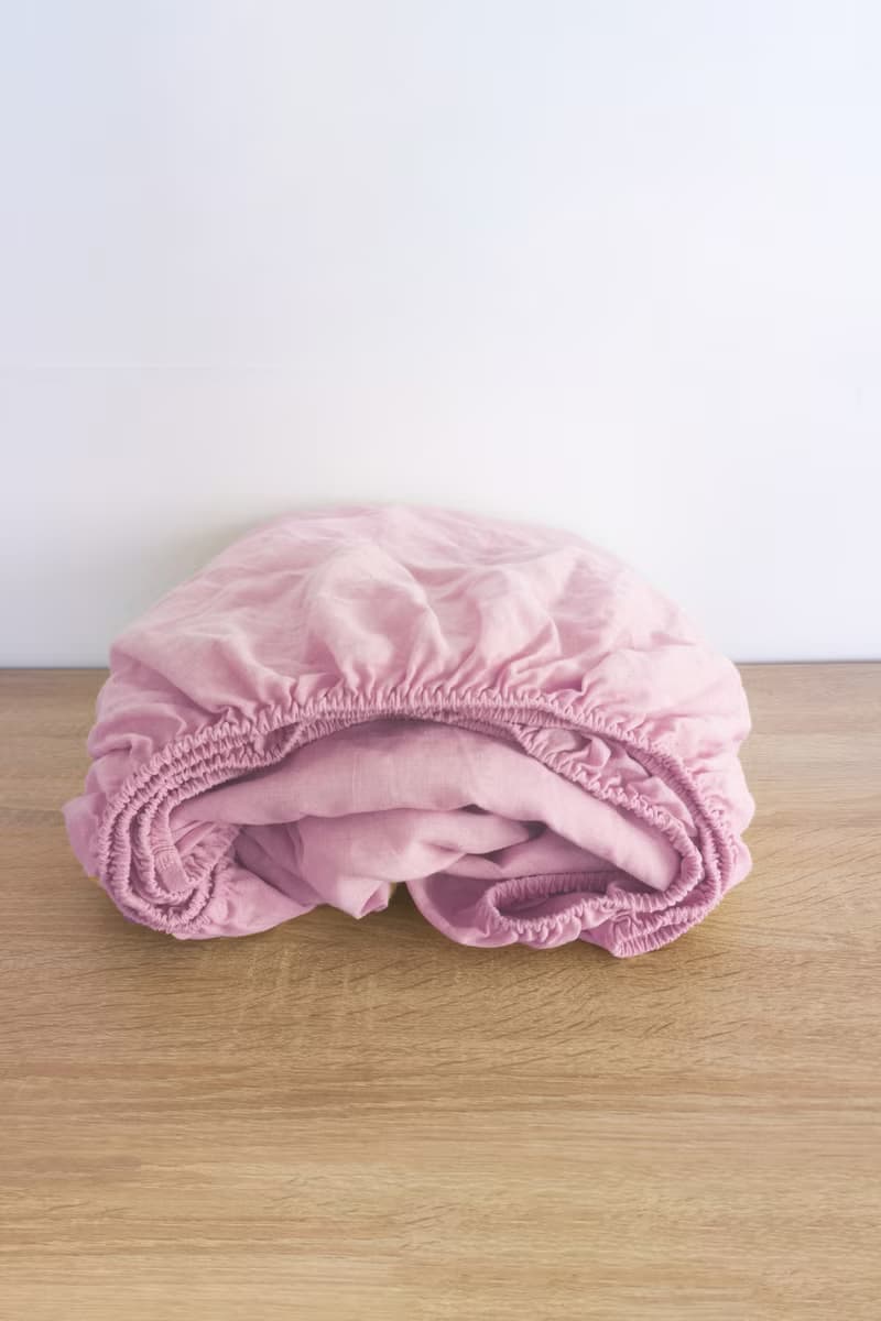 Sakura pink linen fitted sheet / Softened linen bed sheet / Deep pocket