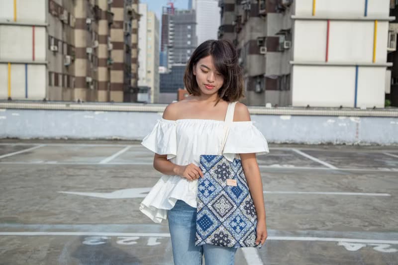 邊境 / 紅 藍 灰 / 簡約手袋 肩背包 帆布包