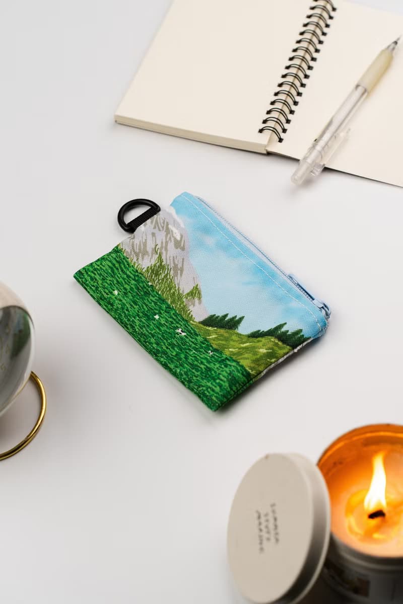 WALKING STITCH : COIN POUCH SKY-MOUNTAIN