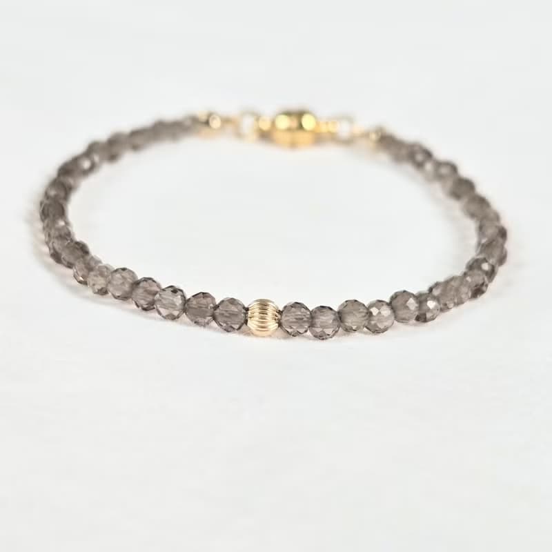 【日本製】スモーキークオーツ ブレスレット – 14kgfビーズ / マグネット留め具 / 金属アレルギー対応