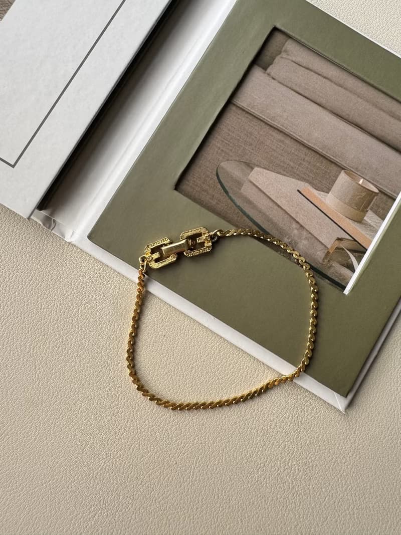 中古正品Givenchy紀梵希鍍金手鍊 幼手鏈 古董珠寶 禮物
