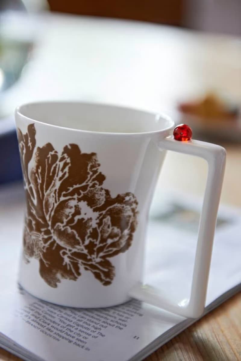 琉璃工房 LIVING 悠悠一點紅 咖啡杯生日禮交换禮物辧公小物文青