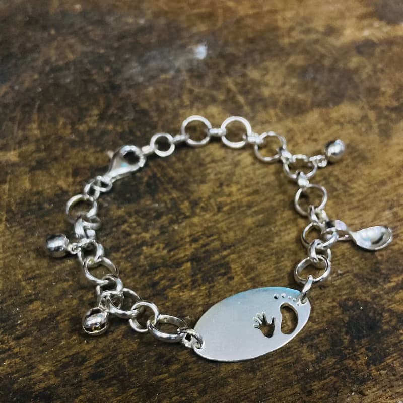 V44款-做不出一樣的銀手鍊-手腳印+銀湯匙-999純銀手鍊-御匠敲飾