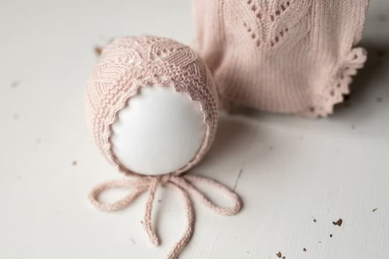 Pink bodysuit for newborn girls:the perfect outfit for a little girl