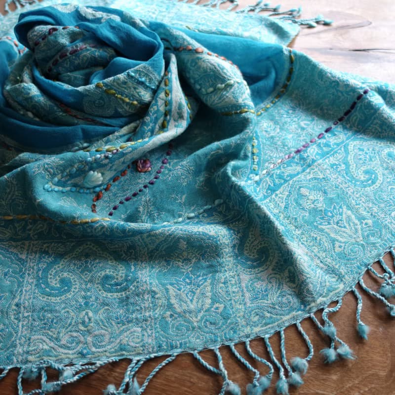 手工刺繡・水煮羊毛披肩圍巾・居家掛毯