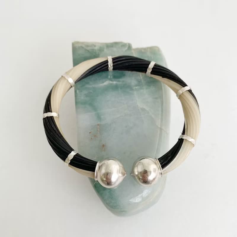 Genuine Black&White Color Body Elephant Tail Hair Bangle 925 Sterling Silver New