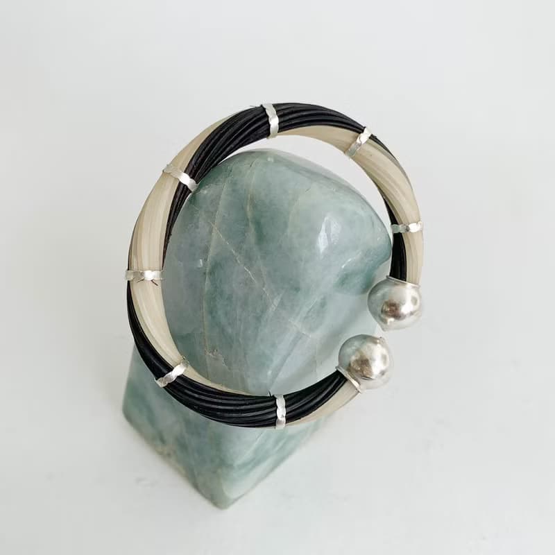 Genuine Black&White Color Body Elephant Tail Hair Bangle 925 Sterling Silver New