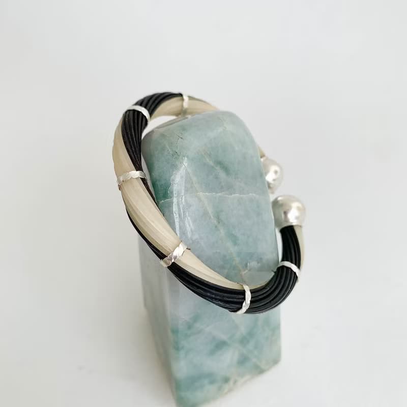 Genuine Black&White Color Body Elephant Tail Hair Bangle 925 Sterling Silver New