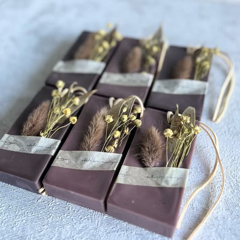 fragrance bouquet sachet brown