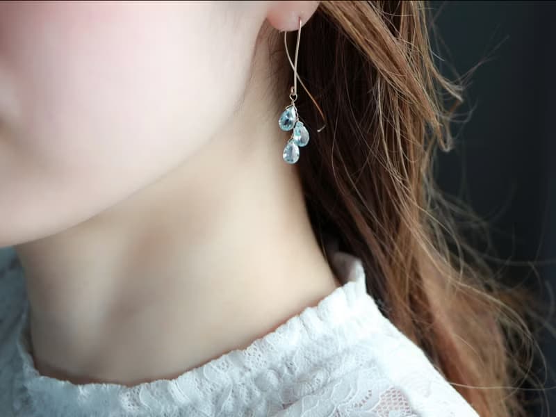14kgf- skyblue topaz halfcurl pierced earrings