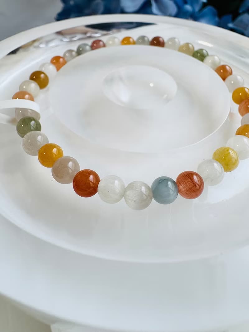 畢業級貓眼濃色彩兔毛水晶4.9-5.3mm6.66g滿順帶稀有灰兔毛