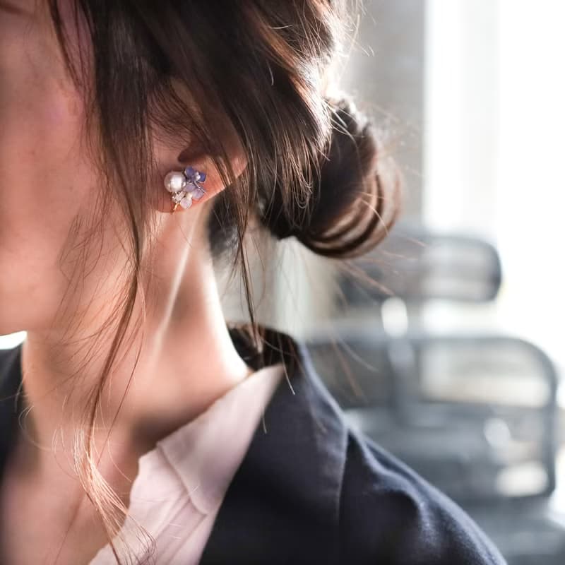 紫陽花とコットンパールのビジュー ピアス　イヤリング