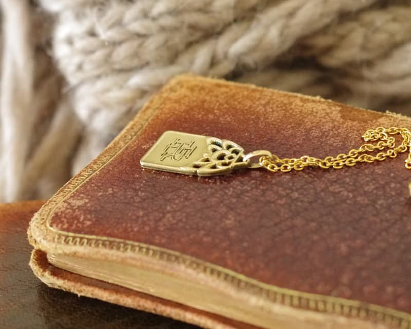 Antique骨董金色雕花字母墜子項鍊法國 Bijoux Fix N724