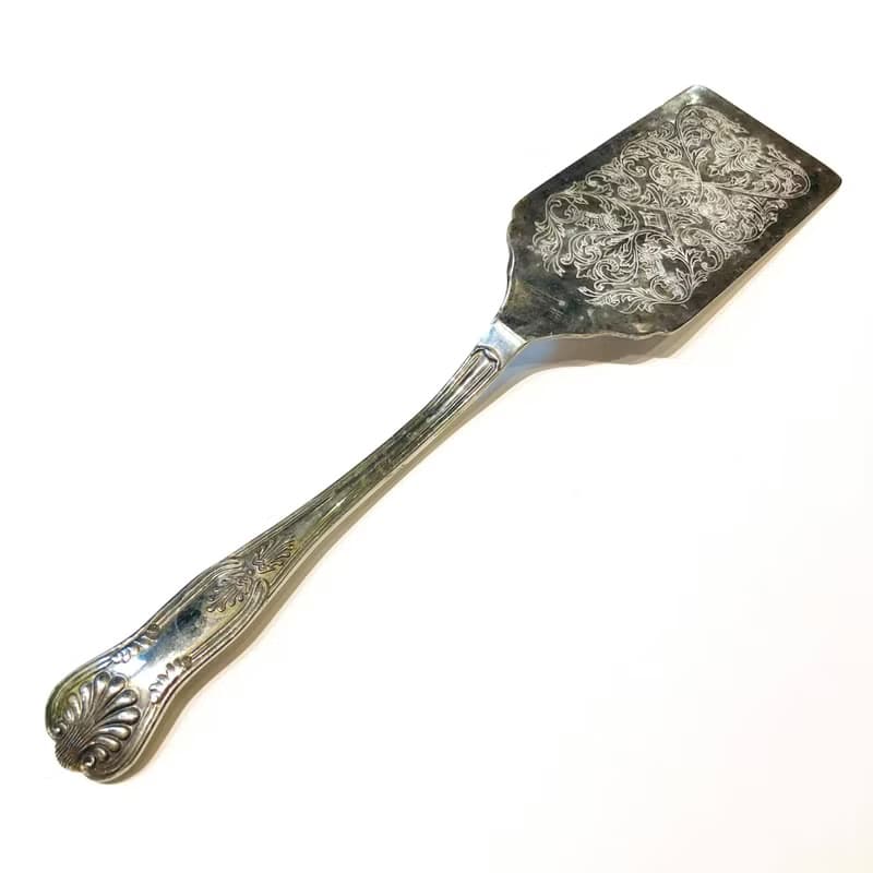 美國老物  復古刻花紋長方形刀面雕花把柄蛋糕切取器