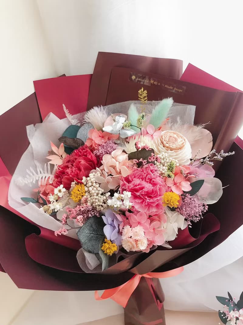 永生花 永生玫瑰花 康乃馨花束 母親節禮物 永生花束 生日禮物