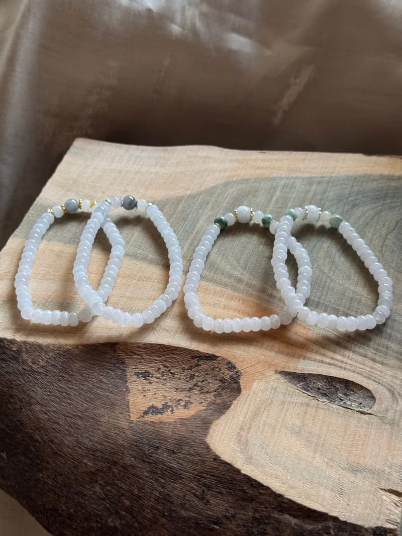 【翡翠】白翡經典設計手珠