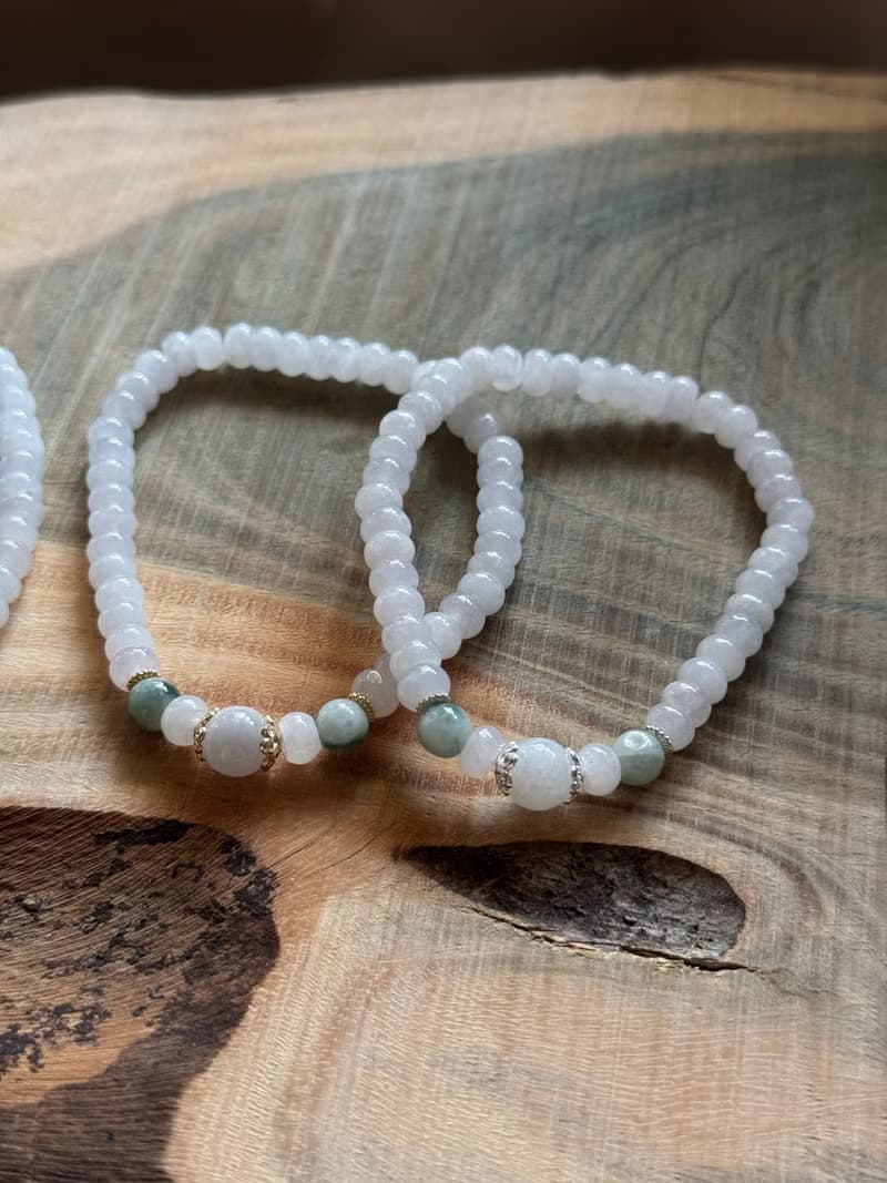 【翡翠】白翡經典設計手珠