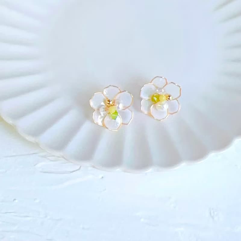 微透綠花染 水晶花樹脂手工耳環飾品 無痛耳夾 uv飾品 禮物