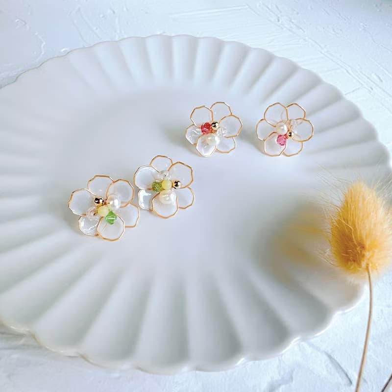 微透綠花染 水晶花樹脂手工耳環飾品 無痛耳夾 uv飾品 禮物