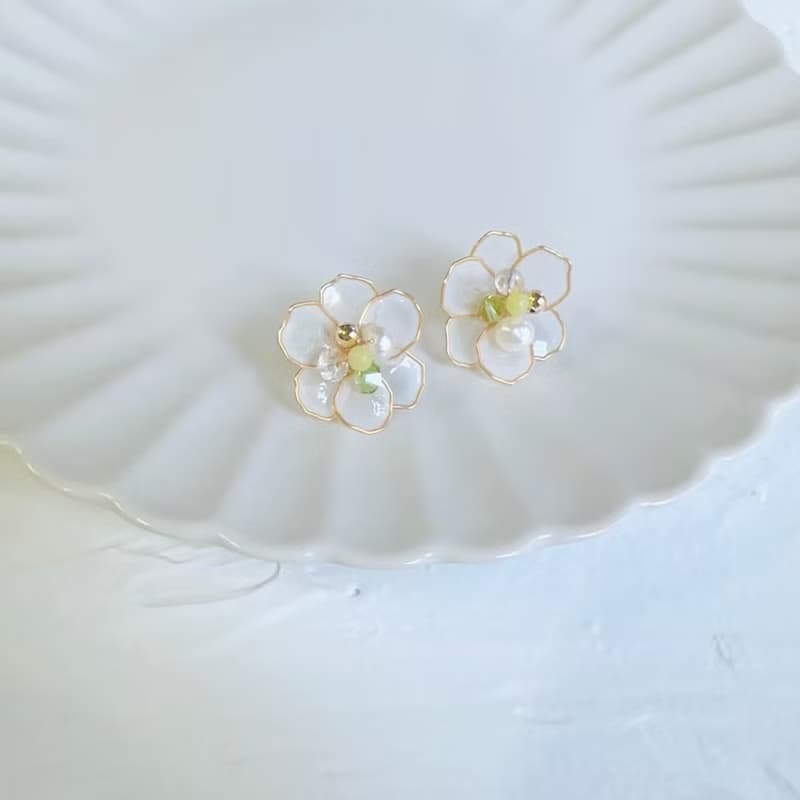 微透綠花染 水晶花樹脂手工耳環飾品 無痛耳夾 uv飾品 禮物