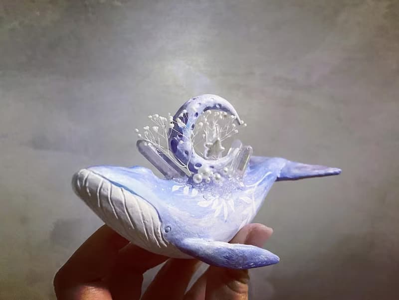 月亮小島鯨魚