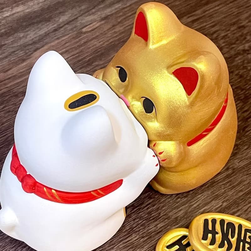 京都RYUKODO 貼窗親親開運招財貓-白/金