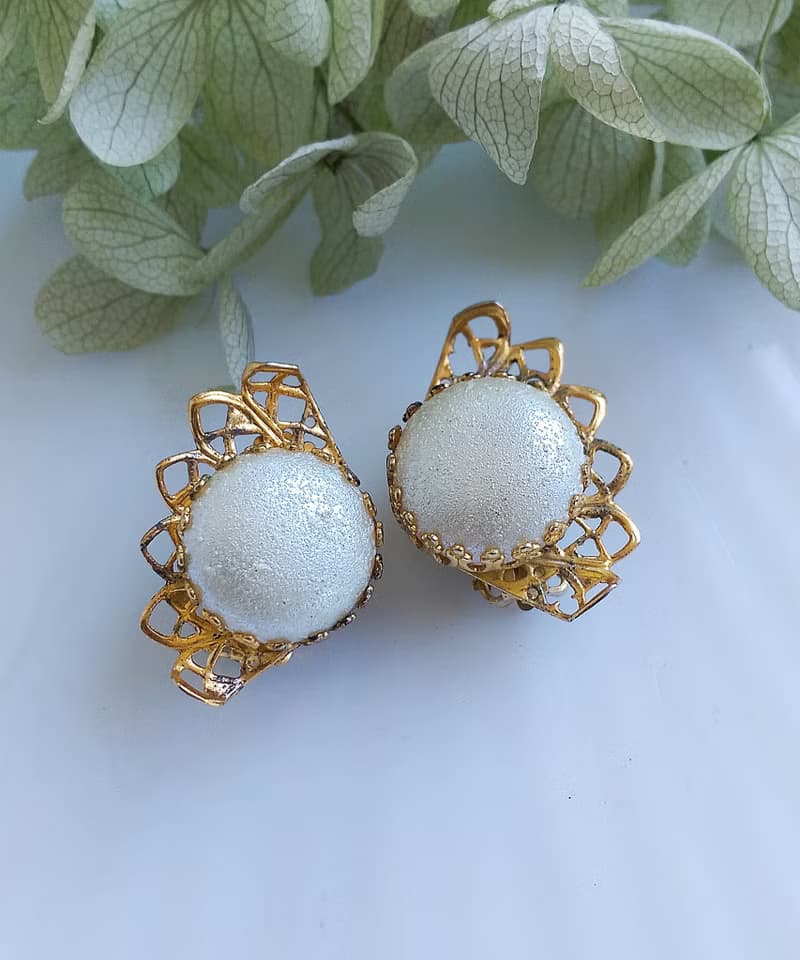 Vintage Jewelry 西洋古董飾品 FREIRICH 對稱 優雅白珠 夾式耳環