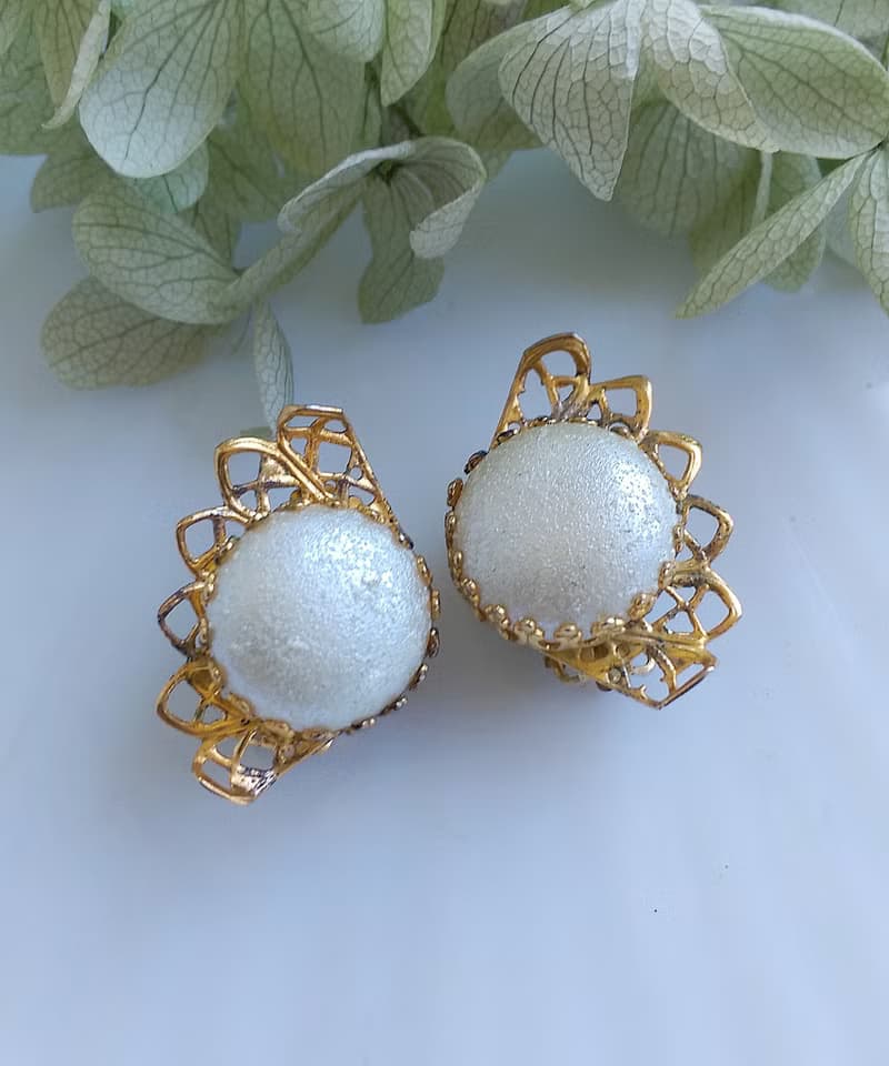 Vintage Jewelry 西洋古董飾品 FREIRICH 對稱 優雅白珠 夾式耳環