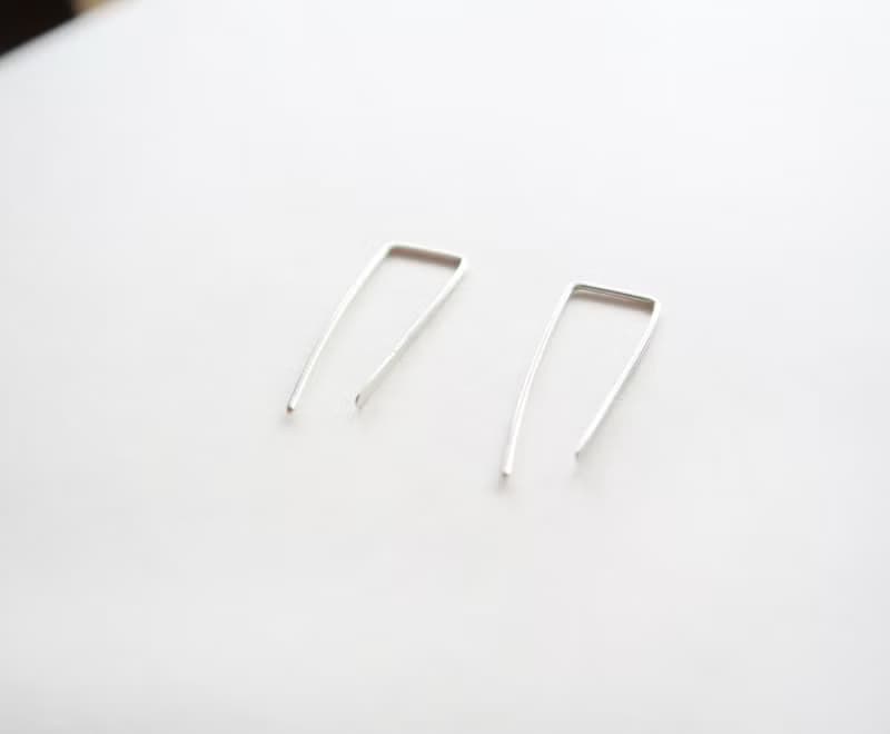 925純銀  輕銀耳飾-簡約款  耳針耳環 一對 免費送禮包裝