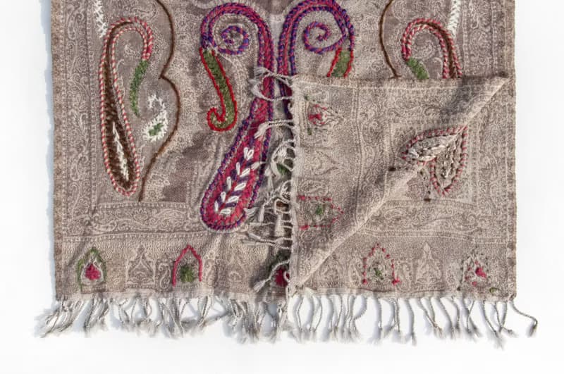 水煮羊毛披肩/針織圍巾/刺繡圍巾/羊絨披巾/喀什米爾Cashmere-花