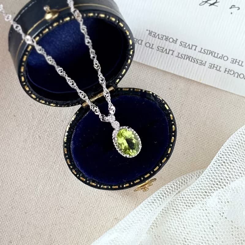 高品質橄欖石6x8mm-純銀項鍊-八月誕生石