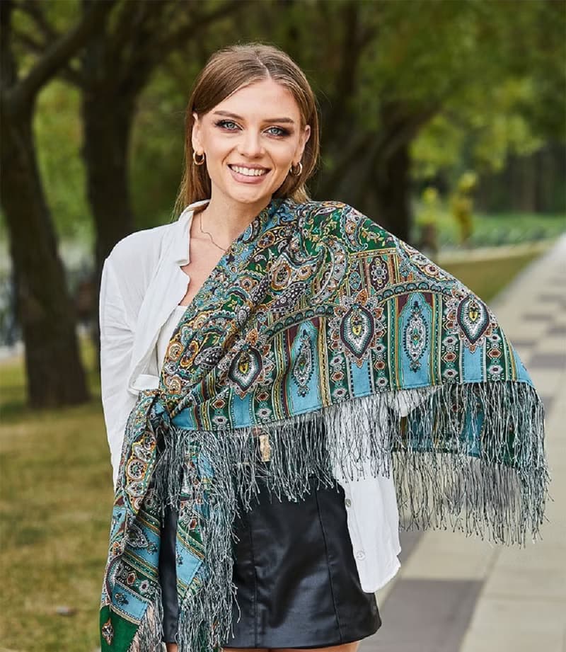 Pavlovo Posad Russian Shawl 100% Wool Scarf Wrap Silk Fringe 125x125 cm 598-52