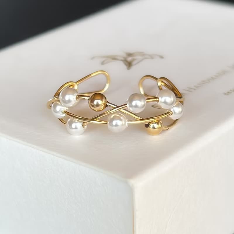 2Way Ring & Ear cuff Handmade 14kgf Swarovski Pearl ×Gold  Twist Ring 【gift box】