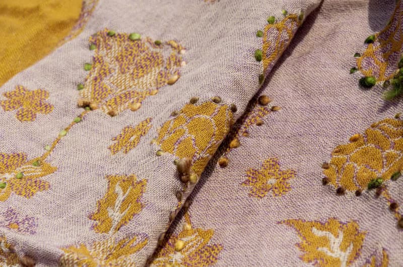 羊絨毯 刺繡毛毯 羊毛蓋毯 保暖披肩 露營毛毯 水煮羊毛披肩/針織圍巾/刺繡圍巾/羊絨披巾/喀什米爾Cashmere-花