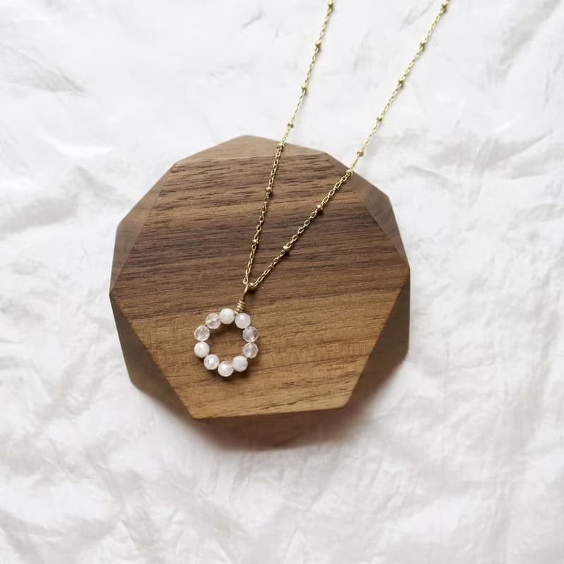 圓形吊墜 月光石或紅玉髓 美國進口14k包金鏈不褪色 母親節禮物