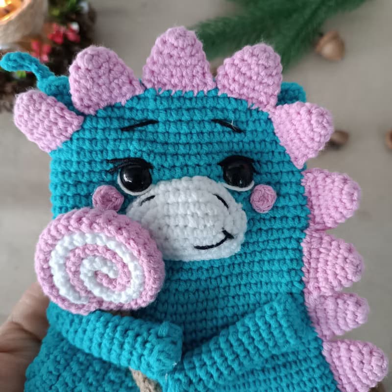 【數位】Crochet pattern Christmas stocking dragon, Christmas amigurumi stocking