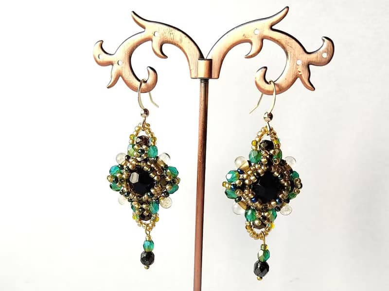 Black agate earrings beaded dangle boho like vintage crystal green beads