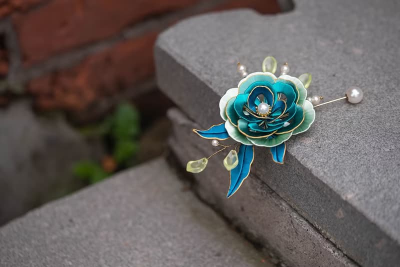 纏花 牡丹花別針 春仔花