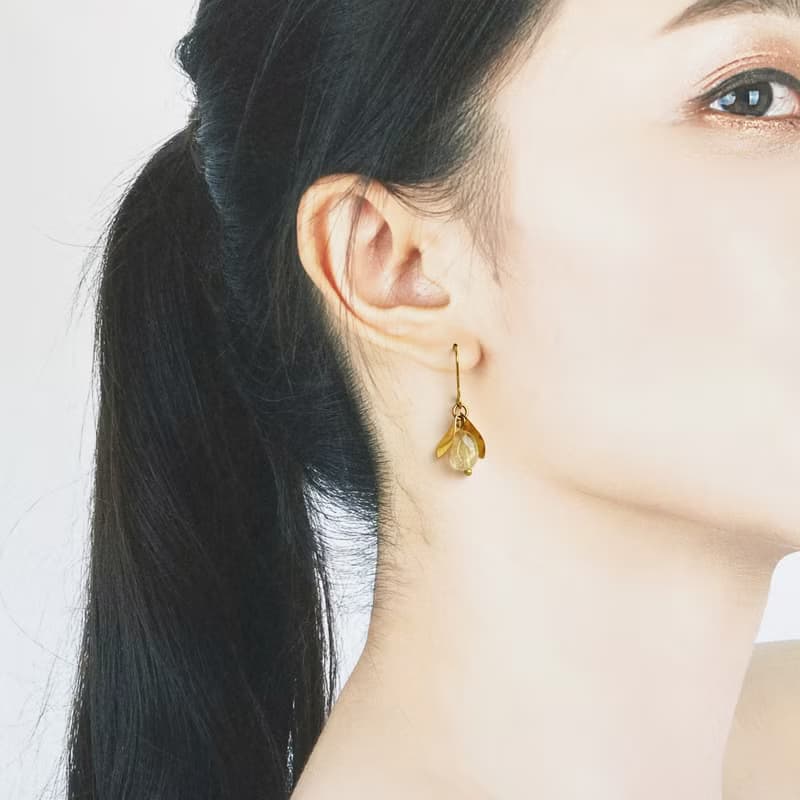 果實。天然金髮晶 黃銅耳勾 可改夾式 天然石 水晶 手工耳環 招財