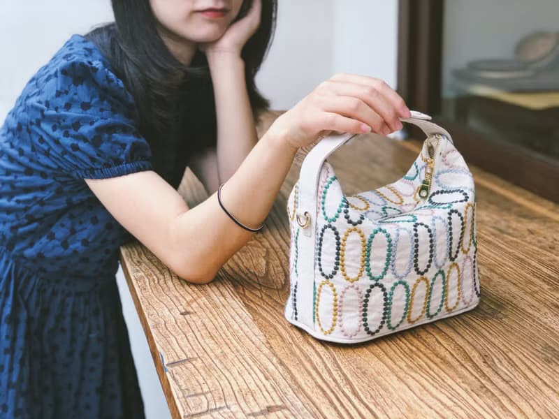 皆川明風格刺繡圈圈圖案 豆腐包 手提斜挎包 送女朋友禮物