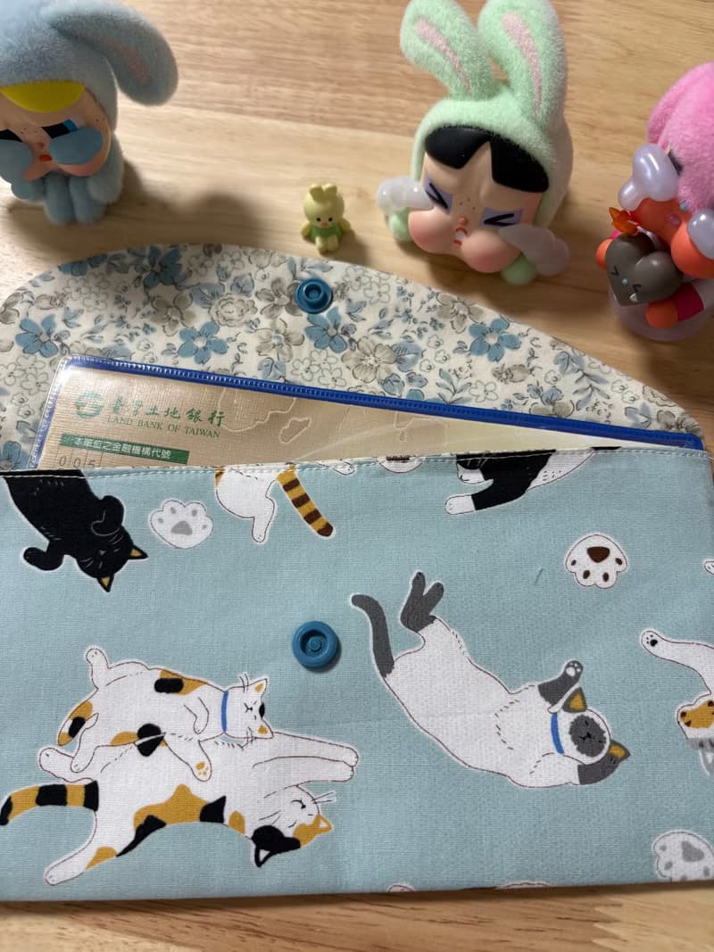 文青風優質萬用存摺袋 萌寵渡假中  魅力藍  美好夏季 禮物 收納