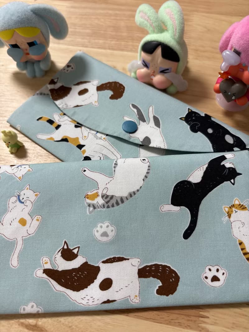 文青風優質萬用存摺袋 萌寵渡假中  魅力藍  美好夏季 禮物 收納