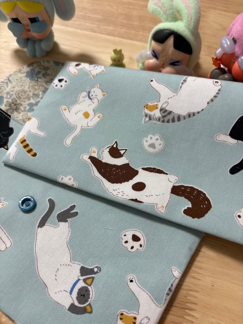 文青風優質萬用存摺袋 萌寵渡假中  魅力藍  美好夏季 禮物 收納