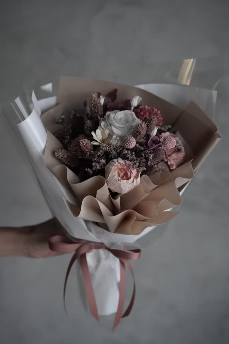 溫柔奶茶永生玫瑰花束