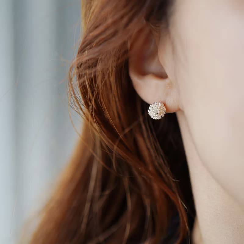 ボンボンピアス / イヤリングクリップ