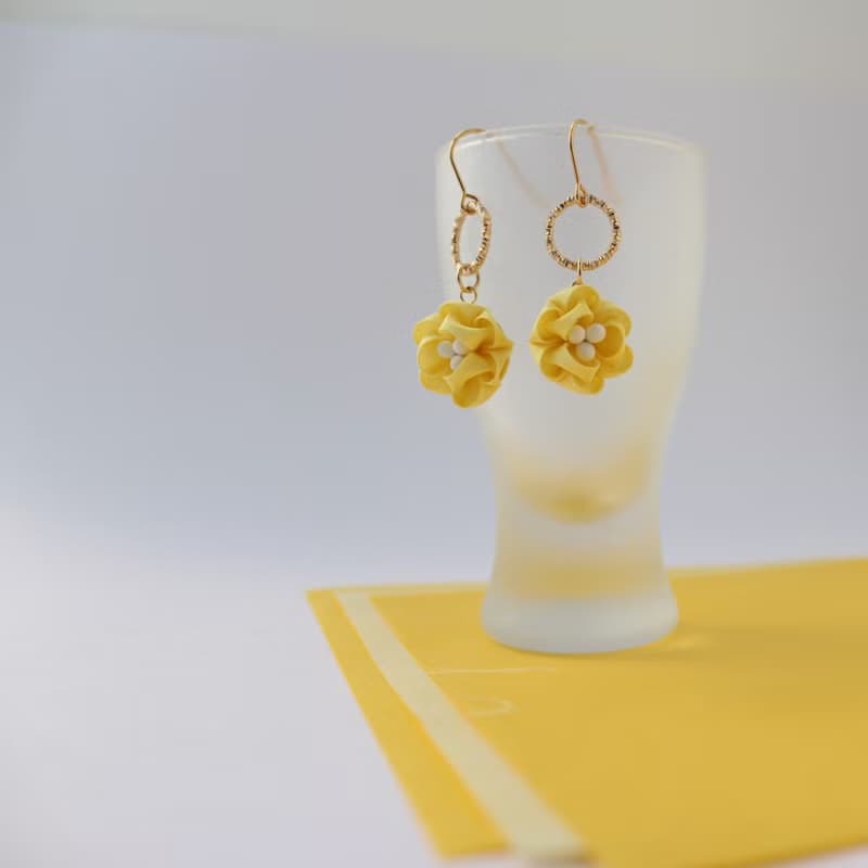 ピアス/ イヤリング　パステルイエロー