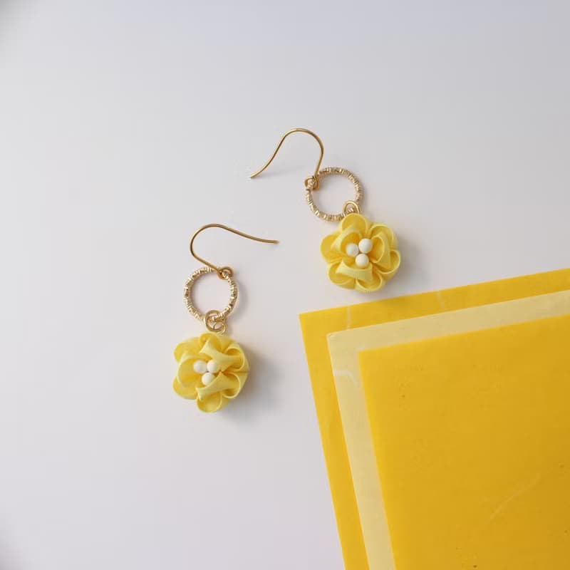 ピアス/ イヤリング　パステルイエロー