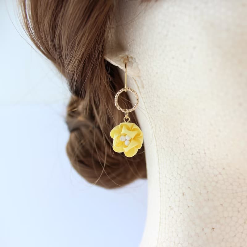 ピアス/ イヤリング　パステルイエロー