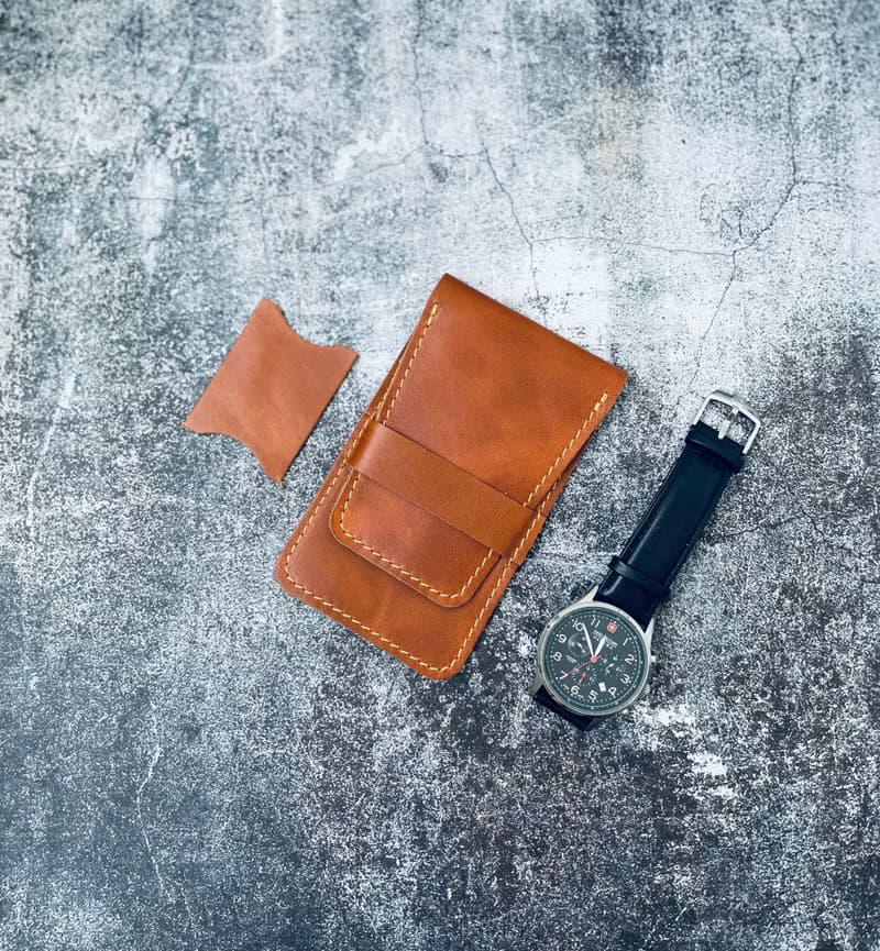 Leather watch pouch, watch storage, watch roll, watch case, watch box